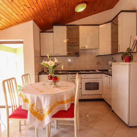 Apartments Sonja ロヴィニ エクステリア 写真